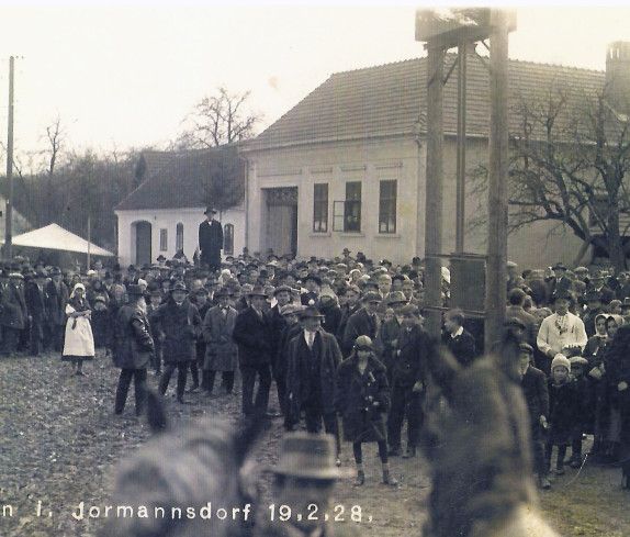 Jormannsdorf: Blochziehen 1928