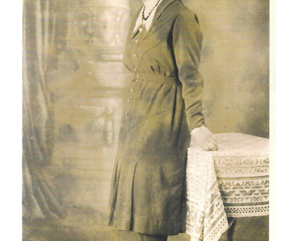 Frau Becker, Schwester von Franz Vana (Löscher)